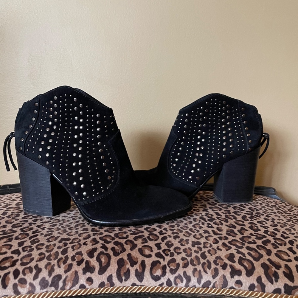 Vince Camuto “Tippie” Black Suede Leather Silver Stud Ankle Bootie Boots - Picture 2 of 16